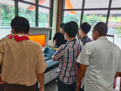 Pelatihan Penggunaan DTF dan DTG dalam proses produksi 